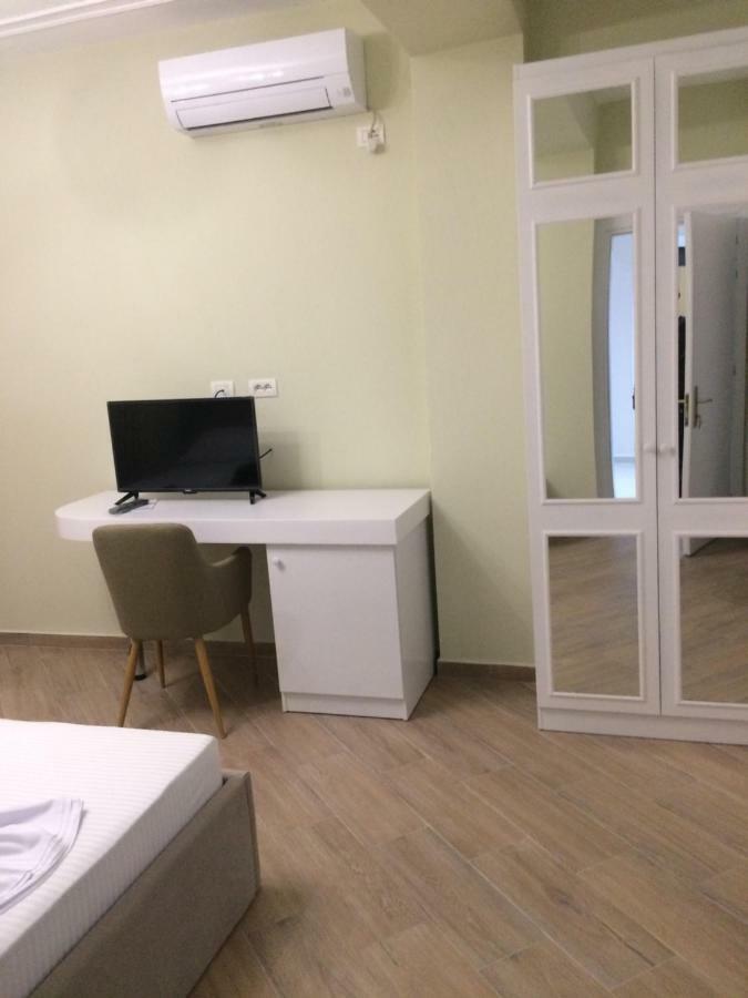 Hotell Merkaj *